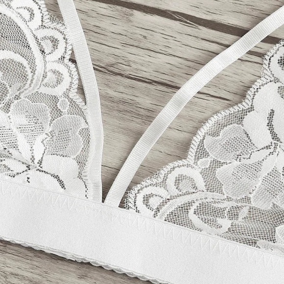 ‫Harness Lace Bralette - Picture 3 of 4